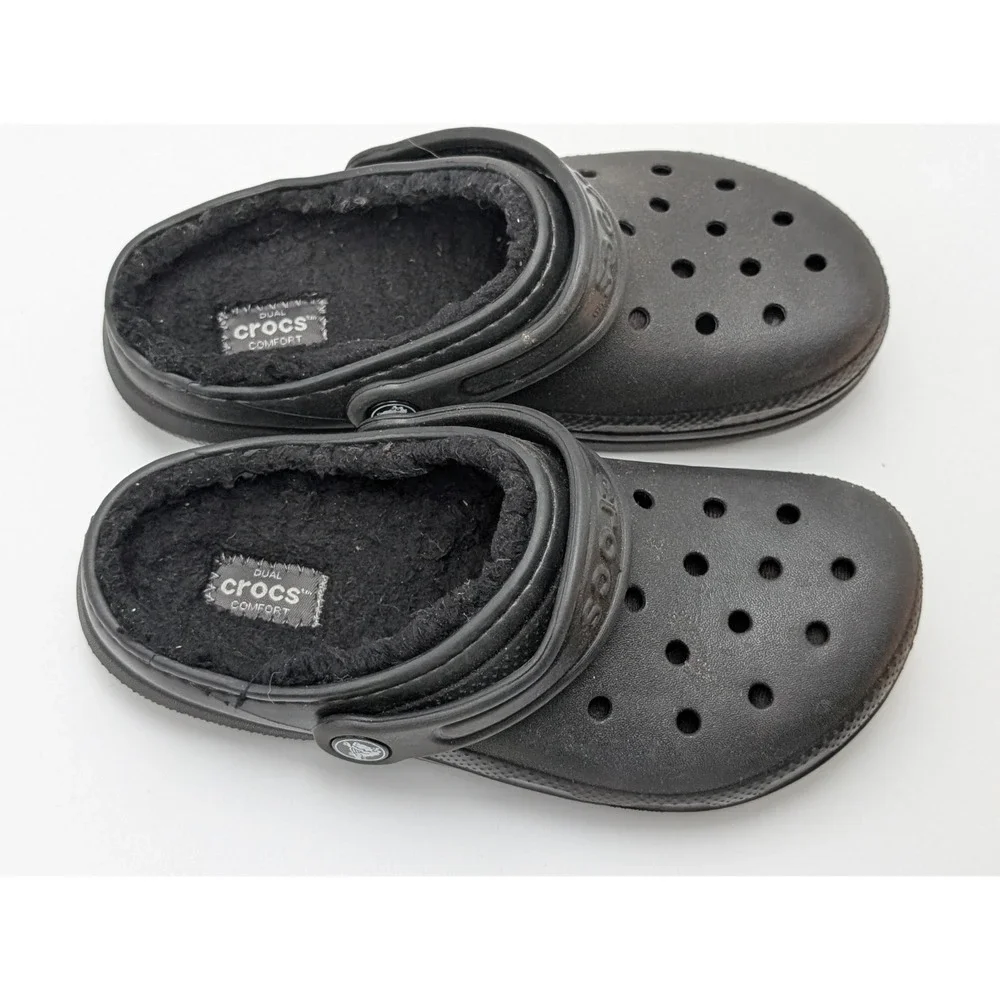 Unisex Child Size J2 - Crocs Classic Lined Clog Black/Black
